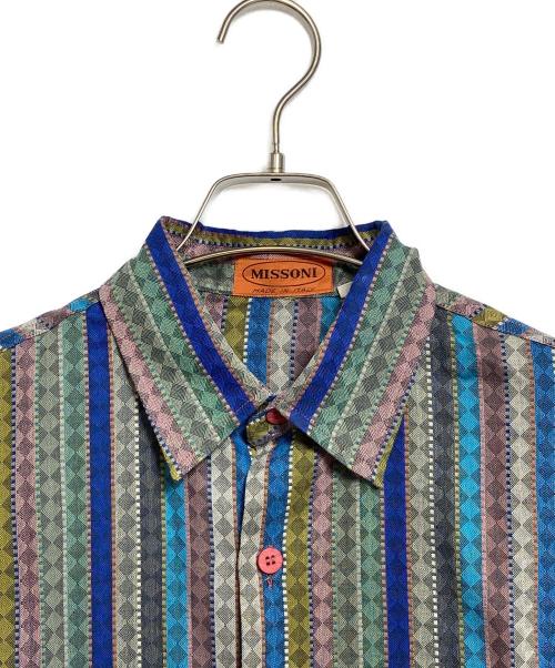 missoni（ミッソーニ）MISSONI (ミッソーニ) 総柄ストライプシャツ マルチカラー サイズ:46の古着・服飾アイテム