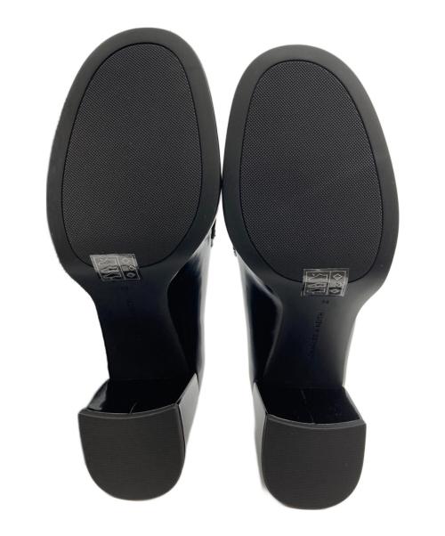CHARLES & KEITH（チャールズアンドキース）CHARLES & KEITH (チャールズアンドキース) メタリックアクセント ローファーパンプス ブラック サイズ:23の古着・服飾アイテム