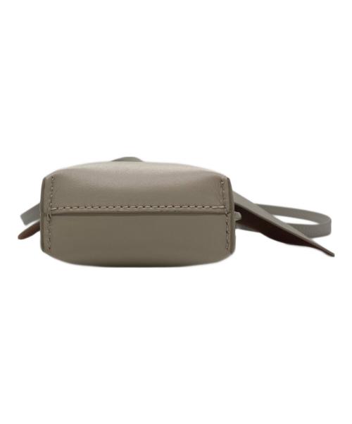 LOEWE（ロエベ）LOEWE (ロエベ) ショルダーポーチ グレーの古着・服飾アイテム