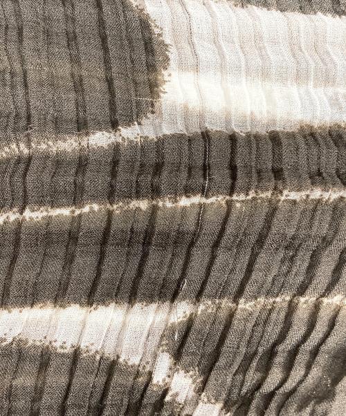ISSEYMIYAKE（イッセイミヤケ）ISSEYMIYAKE (イッセイミヤケ) 蛇腹プリーツカットソー ブラウン サイズ:Mの古着・服飾アイテム