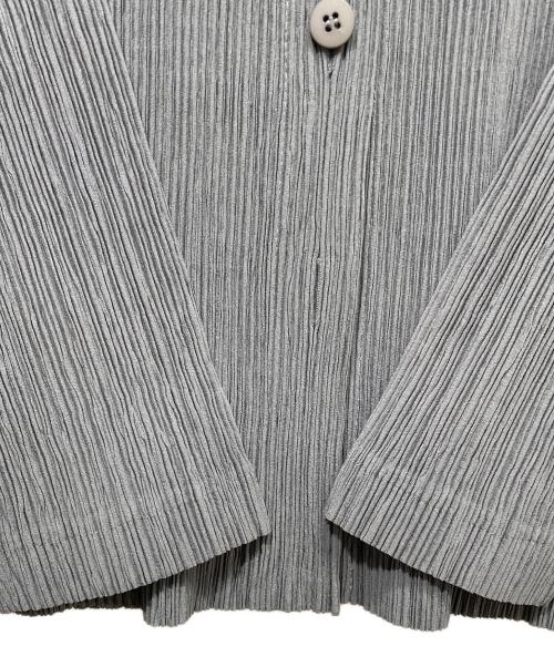 ISSEY MIYAKE（イッセイミヤケ）ISSEY MIYAKE (イッセイミヤケ) プリーツシャツ グリーン サイズ:Mの古着・服飾アイテム