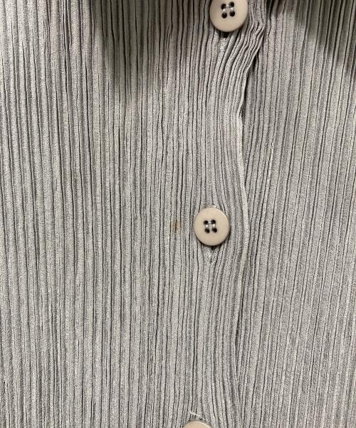 ISSEY MIYAKE（イッセイミヤケ）ISSEY MIYAKE (イッセイミヤケ) プリーツシャツ グリーン サイズ:Mの古着・服飾アイテム
