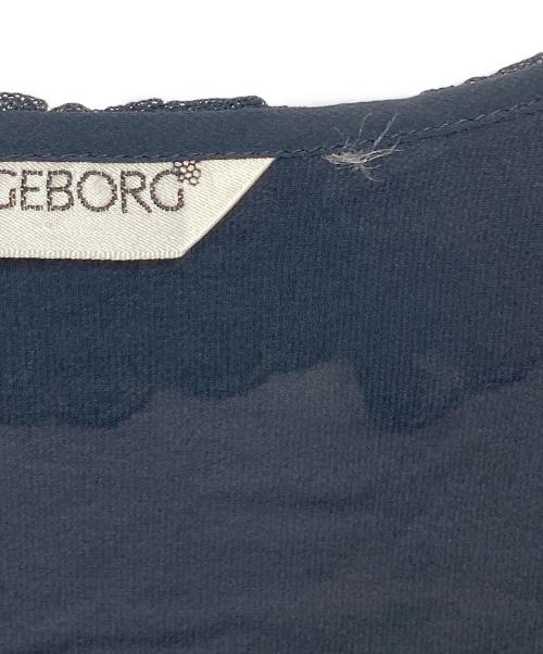 INGEBORG（インゲボルグ）INGEBORG (インゲボルグ) フリルブラウス ブラック サイズ:表記なしの古着・服飾アイテム