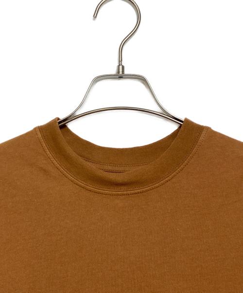STUDIO NICHOLSON（スタジオ ニコルソン）STUDIO NICHOLSON (スタジオ ニコルソン) COMPACT COTTON SHORT SLEEVE T-SHIRT ブラウン サイズ:Mの古着・服飾アイテム