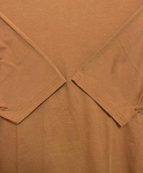 STUDIO NICHOLSON（スタジオ ニコルソン）STUDIO NICHOLSON (スタジオ ニコルソン) COMPACT COTTON SHORT SLEEVE T-SHIRT ブラウン サイズ:Mの古着・服飾アイテム