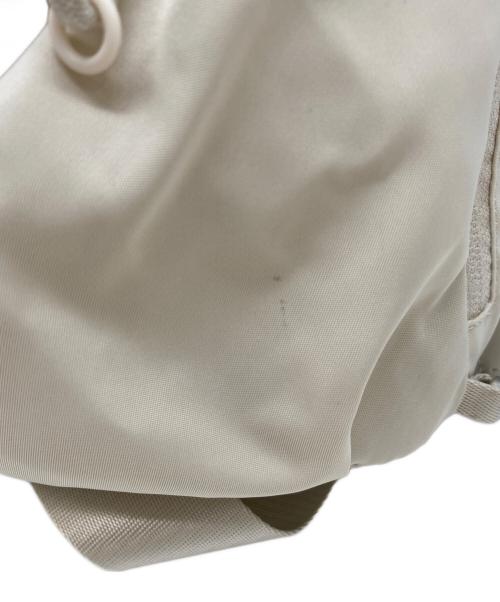THE NORTH FACE（ザ ノース フェイス）THE NORTH FACE (ザ ノース フェイス) BONNEY MULTI PACK ショルダーバッグ アイボリーの古着・服飾アイテム