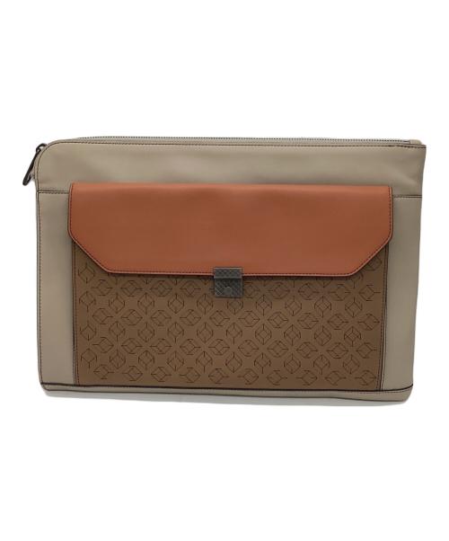 BOTTEGA VENETA（ボッテガベネタ）BOTTEGA VENETA (ボッテガベネタ) 幾何学模様切替レザークラッチバッグ ベージュの古着・服飾アイテム