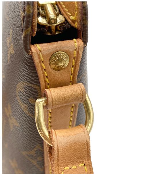 LOUIS VUITTON（ルイ ヴィトン）LOUIS VUITTON (ルイ ヴィトン) ショルダーポーチ　モノグラム　ドルーオ ブラウンの古着・服飾アイテム