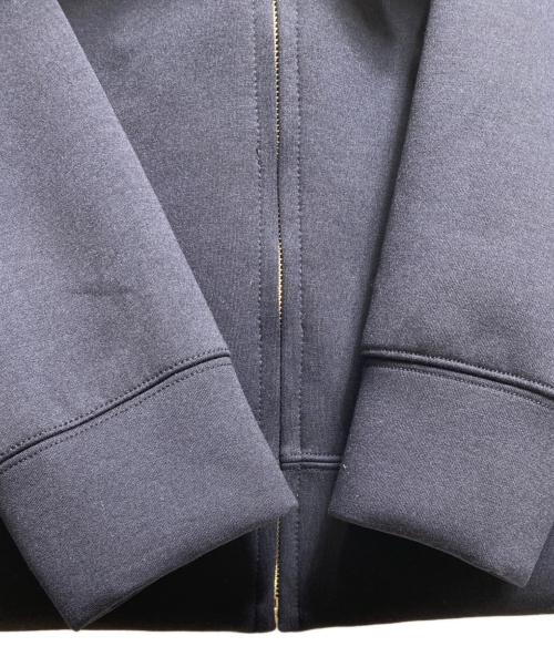BARNEYS NEWYORK（バーニーズ・ニューヨーク）BARNEYS NEWYORK (バーニーズ・ニューヨーク) ウォッシャブル コンビネーションバックフリル ジップアップパーカ ネイビー サイズ:40の古着・服飾アイテム