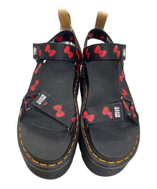 Dr.Martens（ドクターマーチン）Dr.Martens (ドクターマーチン) HELLO KITTY (ハローキティ) 厚底ストラップサンダル VEGAN SANDAL HK ブラック サイズ:25(EU39)の古着・服飾アイテム