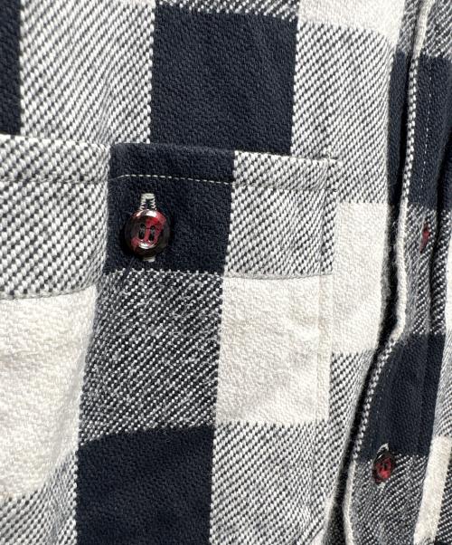 WAREHOUSE（ウエアハウス）WAREHOUSE (ウエアハウス) FLANNEL SHIRTS ホワイト×ブラック サイズ:X-LARGEの古着・服飾アイテム