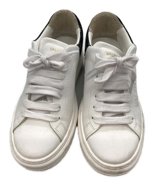 VALENTINO（ヴァレンティノ）VALENTINO (ヴァレンティノ) スニーカー ホワイト サイズ:25の古着・服飾アイテム