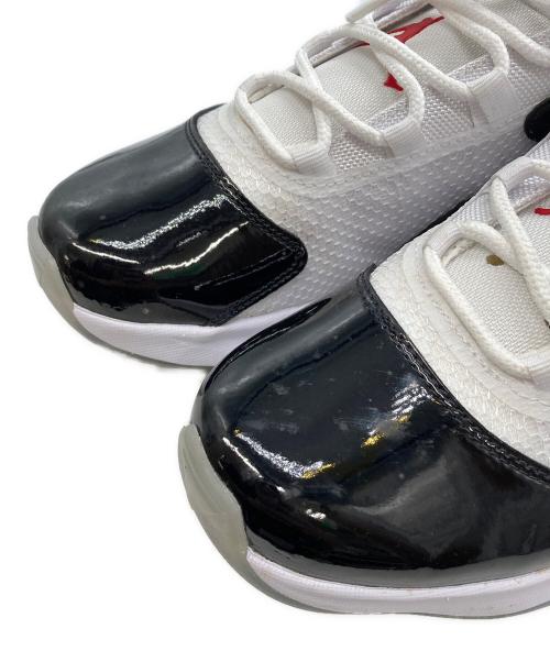 NIKE（ナイキ）NIKE (ナイキ) JORDAN 11 CMFT LOW ホワイト×ブラック サイズ:26の古着・服飾アイテム