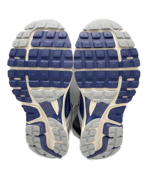 NIKE（ナイキ）NIKE (ナイキ) Zoom Vomero 5 グレー サイズ:28 未使用品の古着・服飾アイテム