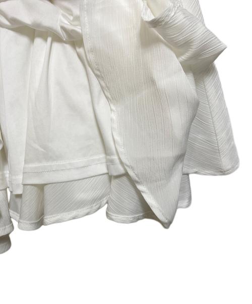 darich（ダーリッチ）Darich (ダーリッチ) ボリュームシフォンミニワンピース ホワイト サイズ:Freeの古着・服飾アイテム
