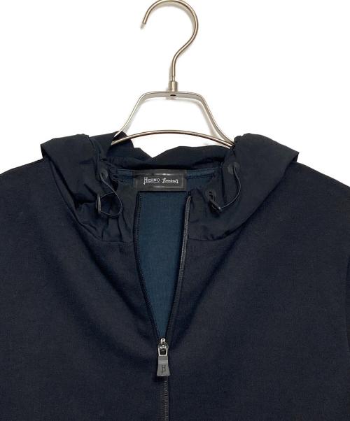 HERNO（ヘルノ）HERNO (ヘルノ) フーデッドジャケット　Laminar ブラック サイズ:44の古着・服飾アイテム