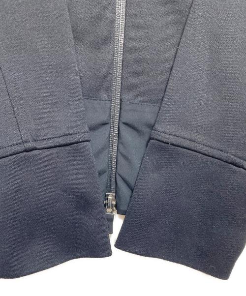HERNO（ヘルノ）HERNO (ヘルノ) フーデッドジャケット　Laminar ブラック サイズ:44の古着・服飾アイテム