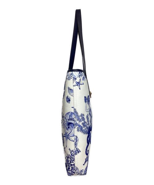 VERSACE（ヴェルサーチェ）VERSACE (ヴェルサーチェ) キャンバストートバッグ コーラルシアターラ メデューサ  ホワイト×ブルーの古着・服飾アイテム