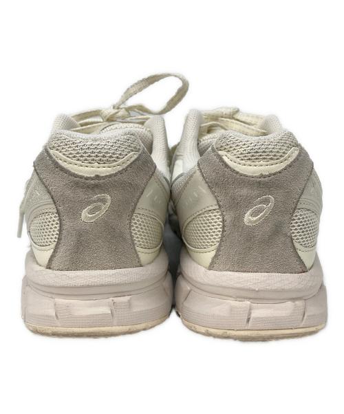asics（アシックス）asics (アシックス) ローカットスニーカー ホワイト サイズ:24の古着・服飾アイテム