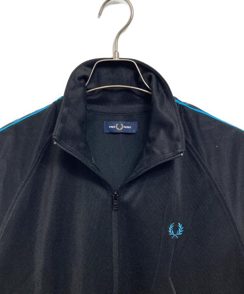 FRED PERRY（フレッドペリー）FRED PERRY (フレッドペリー) Contrast Tape Track Jacket ブラック サイズ:Mの古着・服飾アイテム