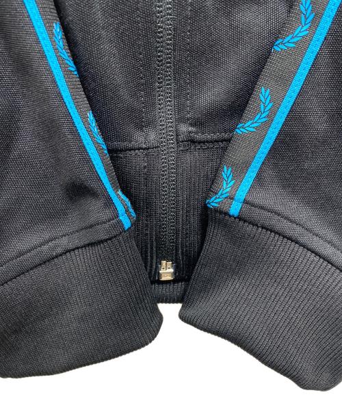 FRED PERRY（フレッドペリー）FRED PERRY (フレッドペリー) Contrast Tape Track Jacket ブラック サイズ:Mの古着・服飾アイテム