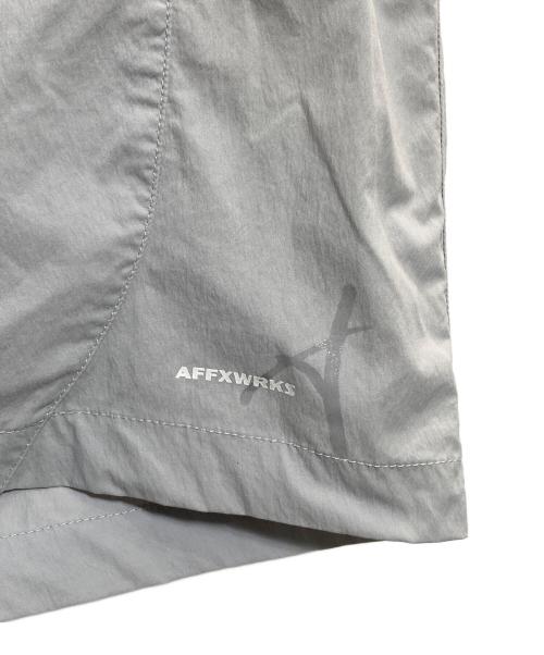 AFFXWRKS（アフィックスワークス）AFFXWRKS (アフィックスワークス) Flex Short グレー サイズ:XXLの古着・服飾アイテム