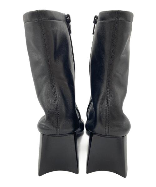 BALENCIAGA（バレンシアガ）BALENCIAGA (バレンシアガ) ラウンドトゥ レザーショートブーツ ブラック サイズ:37の古着・服飾アイテム