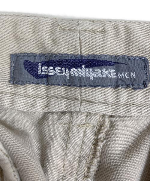 ISSEY MIYAKE MEN（イッセイミヤケメン）ISSEY MIYAKE MEN (イッセイミヤケメン) ジョッパーズパンツ ベージュ サイズ:Lの古着・服飾アイテム