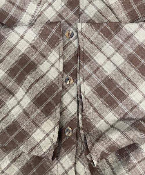 Unsually（アンジュアリー）Unsually (アンジュアリー) Check Off-shoulder ブラウン サイズ:表記なしの古着・服飾アイテム