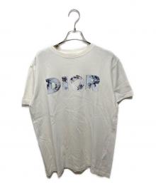 DIOR HOMME×Daniel Arsham（ディオール オム×ダニエル・アルシャム）の古着「ロゴTシャツ」｜ホワイト