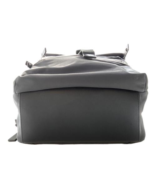 TUMI（トゥミ）TUMI (トゥミ) ロールトップバックパック グレーの古着・服飾アイテム