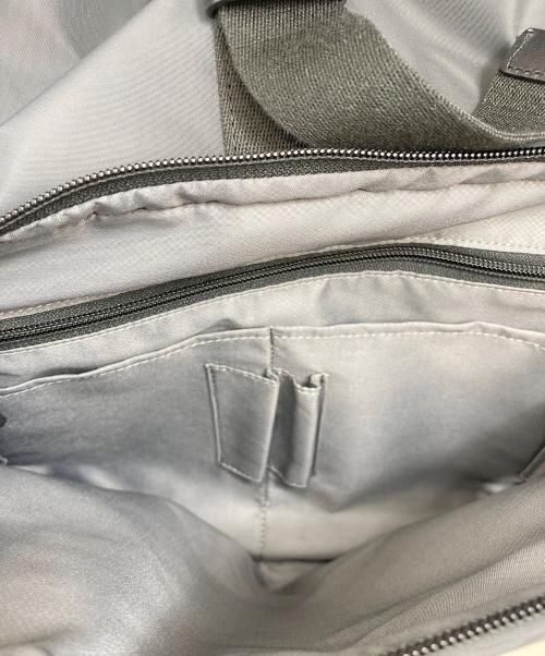 TUMI（トゥミ）TUMI (トゥミ) ロールトップバックパック グレーの古着・服飾アイテム