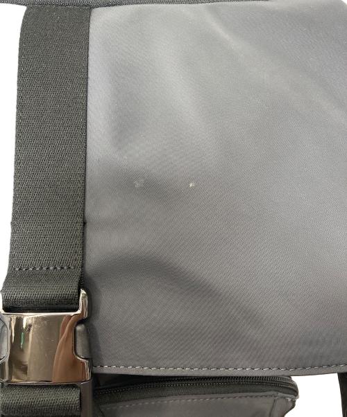 TUMI（トゥミ）TUMI (トゥミ) ロールトップバックパック グレーの古着・服飾アイテム