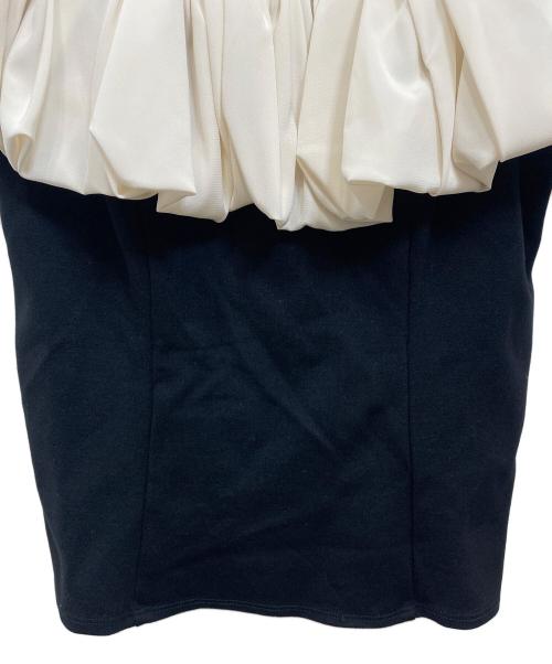 HER LIP TO（ハーリップトゥ）HER LIP TO (ハーリップトゥ) Sia Off-the-Shoulder Top ブラック サイズ:Mの古着・服飾アイテム