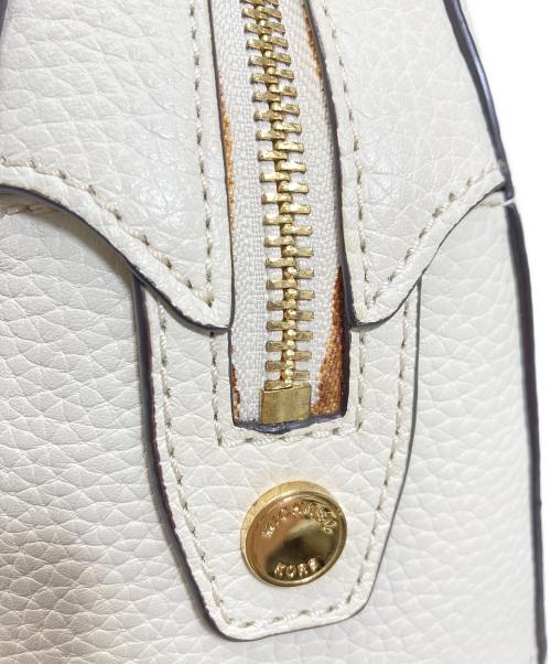 MICHAEL KORS（マイケルコース）MICHAEL KORS (マイケルコース) 2WAYバッグ アイボリーの古着・服飾アイテム