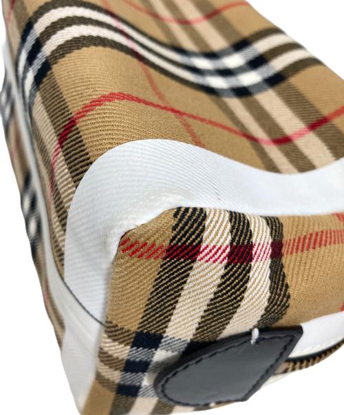 BURBERRY（バーバリー）BURBERRY (バーバリー) セカンドバッグ ベージュの古着・服飾アイテム