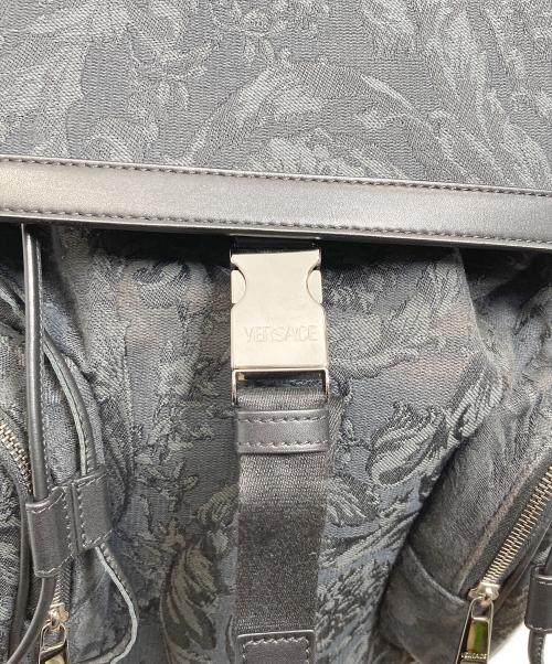 VERSACE（ヴェルサーチ）VERSACE (ヴェルサーチ) バロッコバックパック ブラックの古着・服飾アイテム