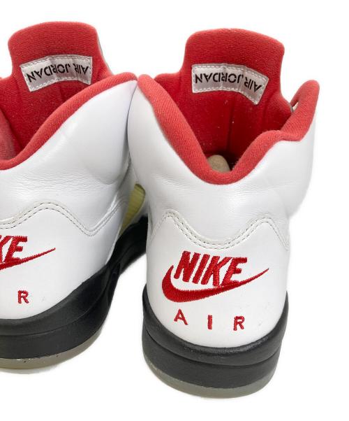 NIKE（ナイキ）NIKE (ナイキ) ハイカットスニーカー　Jordan 5 Retro ホワイト サイズ:26.5cmの古着・服飾アイテム