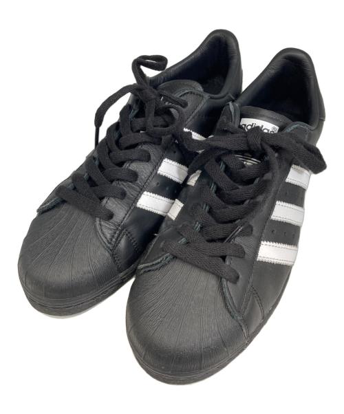 adidas（アディダス）adidas (アディダス) Superstar 82 ブラック サイズ:26.5の古着・服飾アイテム