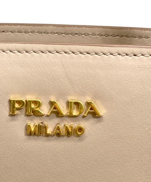 PRADA（プラダ）PRADA (プラダ) エスプラナード2WAYショルダーバッグ ベージュの古着・服飾アイテム