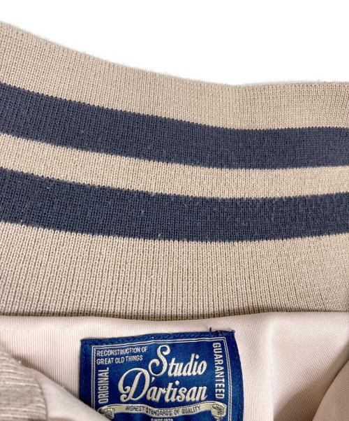 STUDIO D'ARTISAN（ステュディオダルチザン）STUDIO D'ARTISAN (ステュディオダルチザン) ロゴ刺繍トラックジャケット ベージュ サイズ:Lの古着・服飾アイテム