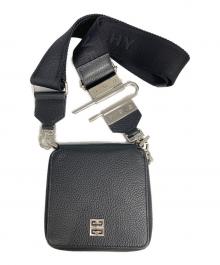 GIVENCHY（ジバンシィ）の古着「ショルダーストラップ付きウォレット」｜ブラック