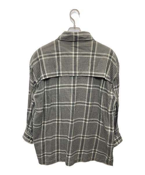 ISSEY MIYAKE（イッセイミヤケ）ISSEY MIYAKE (イッセイミヤケ) チェックシャツ グレー サイズ:Mの古着・服飾アイテム