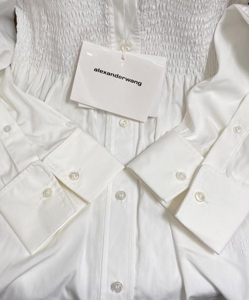 ALEXANDER WANG（アレキサンダー・ワン）ALEXANDER WANG (アレキサンダー・ワン) Long Sleeve Smocked Cami Shirt ホワイト サイズ:XS 未使用品の古着・服飾アイテム