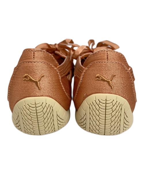 PUMA（プーマ）PUMA (プーマ) スピードキャットバレエノヴァサテンスニーカー Cinnabar-Toasted Almond サイズ:23.5cmの古着・服飾アイテム