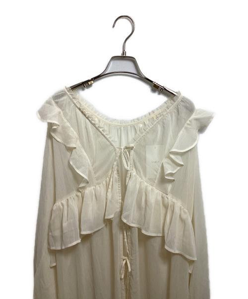 UNGRID（アングリッド）UNGRID (アングリッド) フリルデザインエンブロイダリーワンピース アイボリー サイズ:Free 未使用品の古着・服飾アイテム