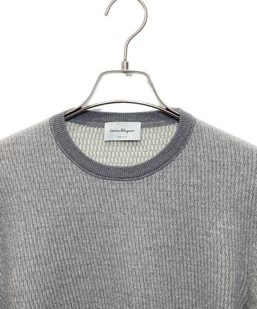 Salvatore Ferragamo（サルヴァトーレ フェラガモ）Salvatore Ferragamo (サルヴァトーレ フェラガモ) カシミヤ混ニット グレー サイズ:Mの古着・服飾アイテム