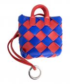 BOTTEGA VENETAボッテガベネタ）の古着「イントレチャートキーチャーム」｜レッド×ブルー