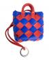 BOTTEGA VENETA（ボッテガベネタ）の古着「イントレチャートキーチャーム」｜レッド×ブルー