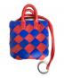 BOTTEGA VENETA (ボッテガベネタ) イントレチャートキーチャーム レッド×ブルー：20000円